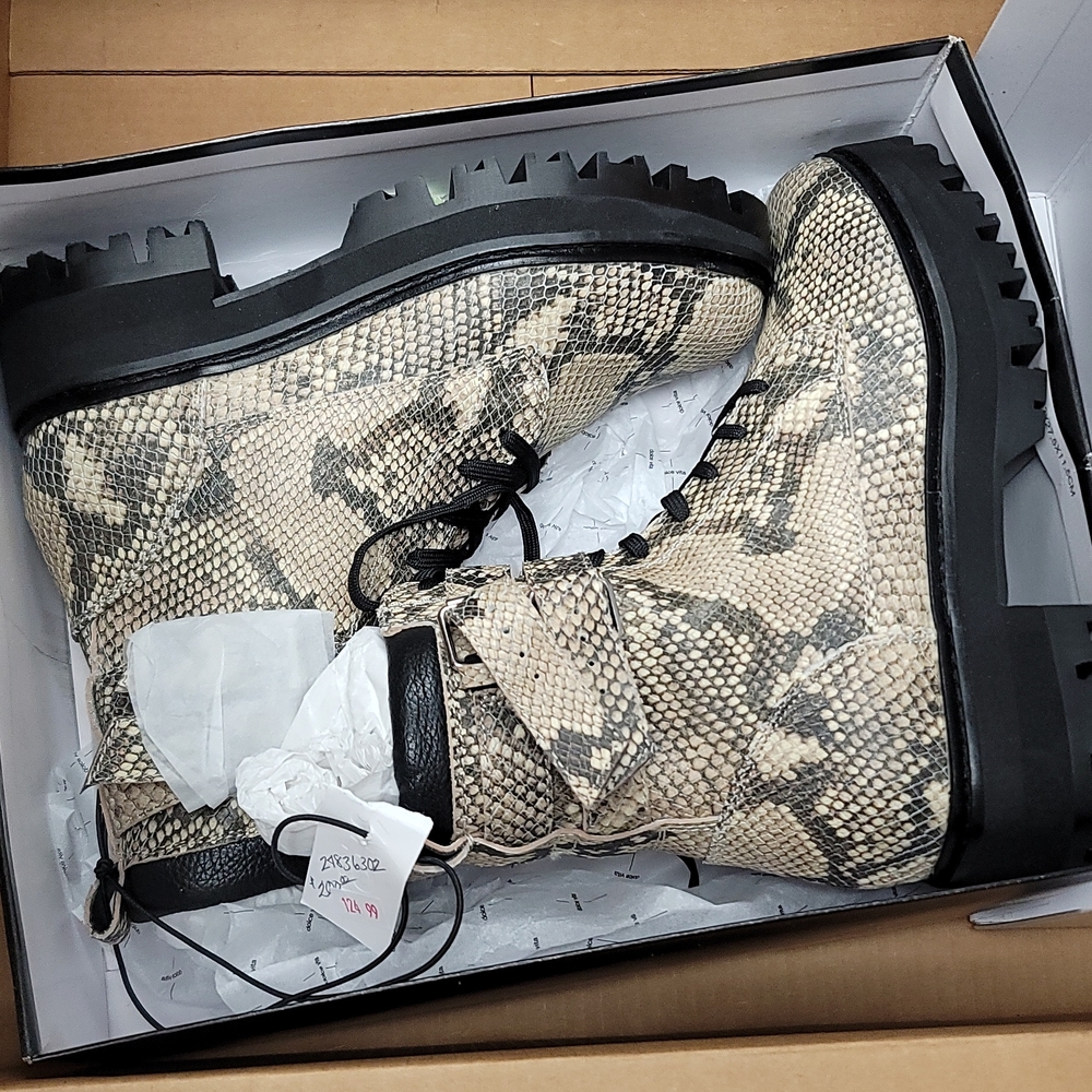 Dolce vita animal print boots